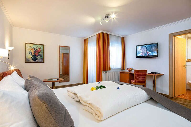 Double room in the Hotel Das Schlossberg in Nauders