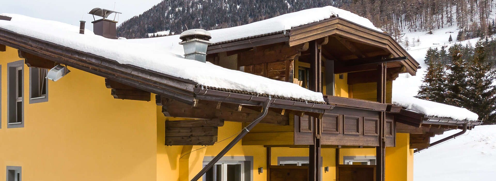 Balcony of the Schlossberg Hotel in winter