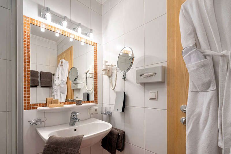   Bathroom in a double room in Hotel Das Schlossberg